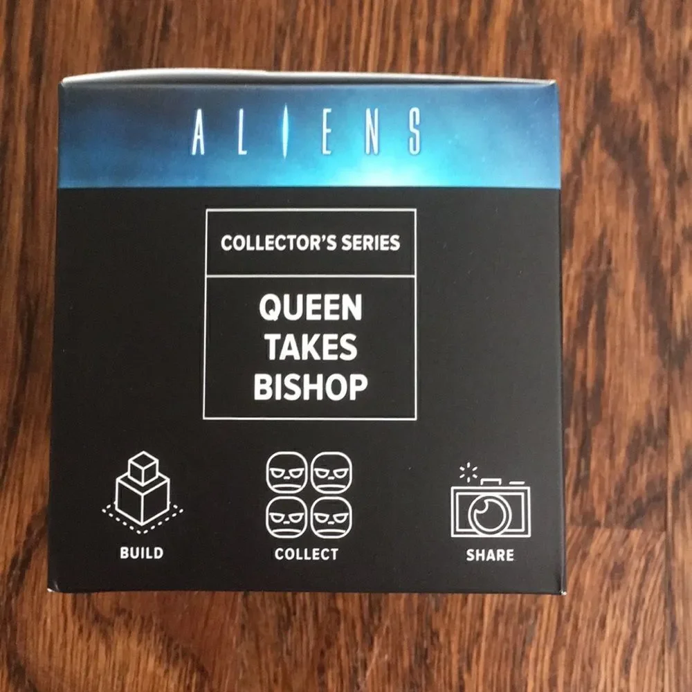 🧡🔹Loot Crate Exclusive Aliens figure